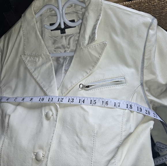 Women's XL Genuine White Leather Jacket - Picture 9 of 9